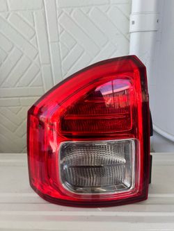 2011-2013 Jeep Compass Left Taillight