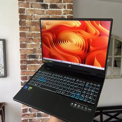 Nvidia Rtx 4050 + Intel Core i7-13700HX • Gaming Laptop Acer Predator NEO 16 • RAM 64GB • SSD 1.5TB
