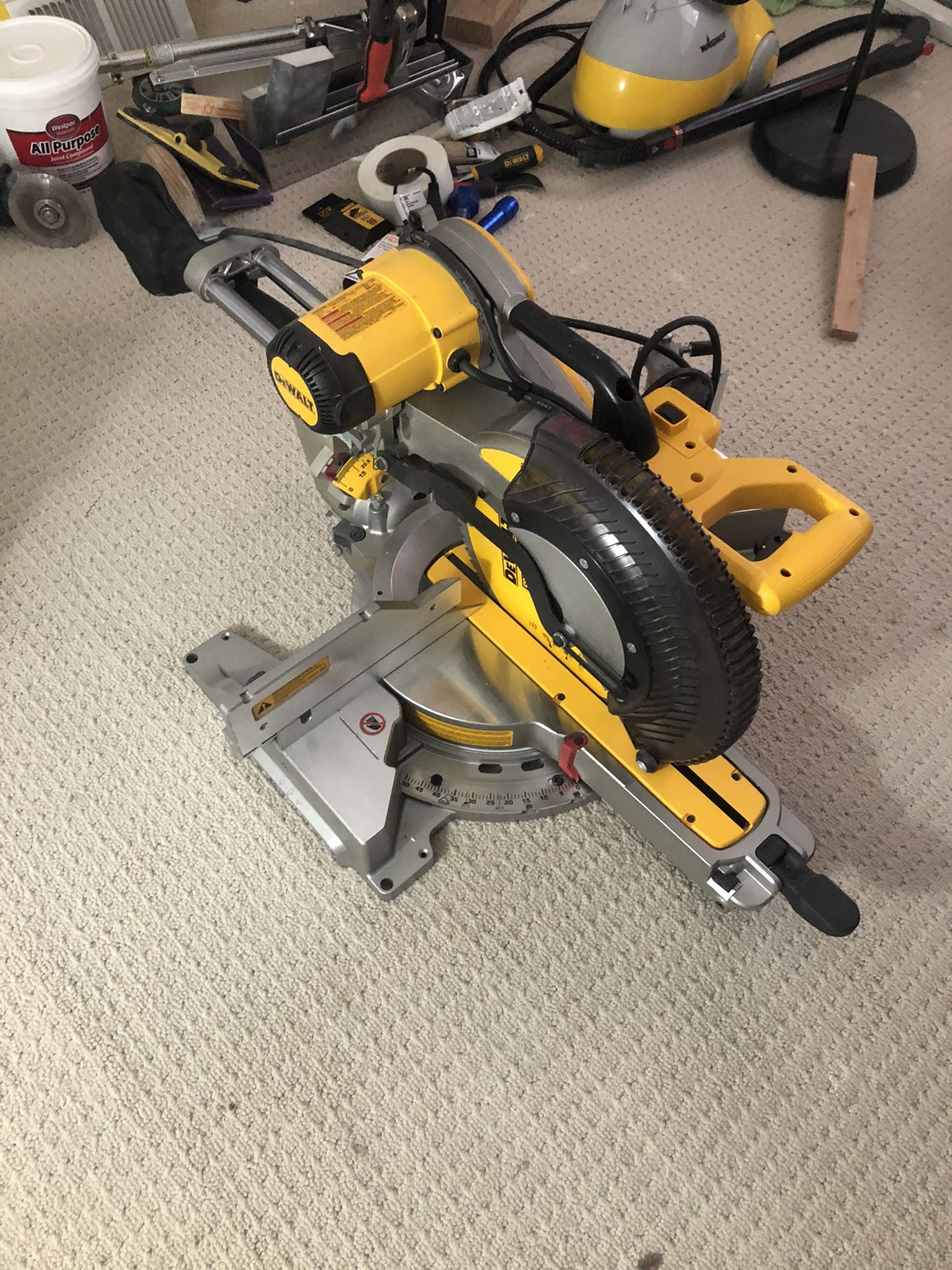 Dewalt 12 Miter Saw