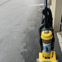 Yellow Vaccum