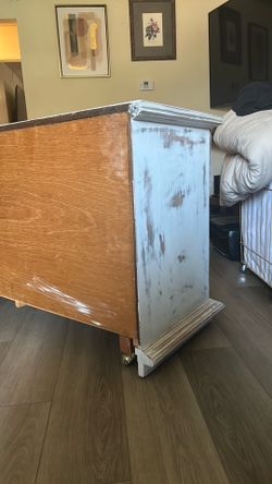 Dresser organize clothes