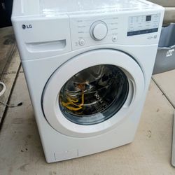 LG Frontload Washer & Gas Dryer