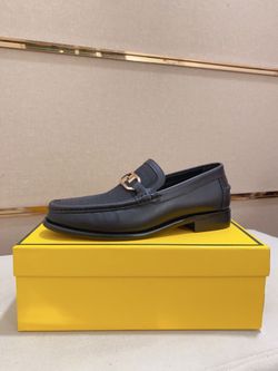 Fendi Men’s Leather Shoes With Box 2026 New