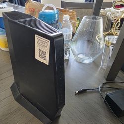 Nighthawk AX2700 Router/Modem