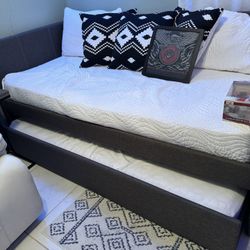 Twin Trundle Day Bed 