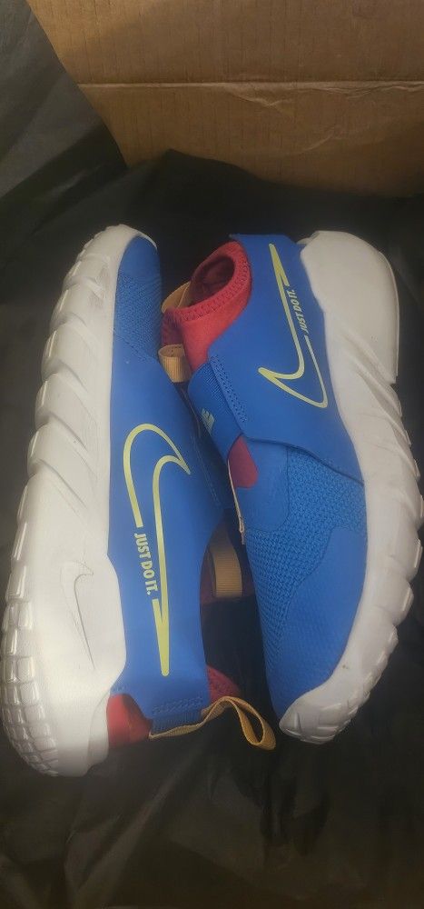 Nike DJ6038 402 Flex Runner 2 Slip on Running Shoes Blue red Youth US 7Y New