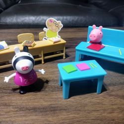 Peppa Pig School Play Set