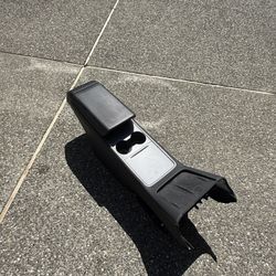 Tesla Model 3/Y Center Console