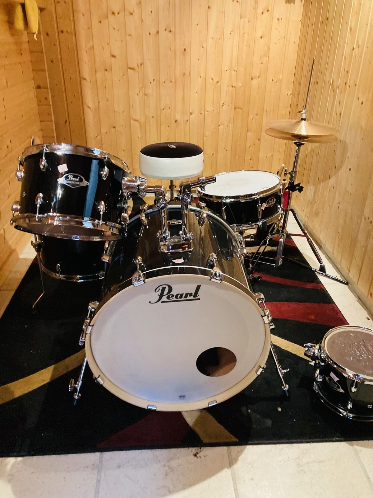 DRUM SET
