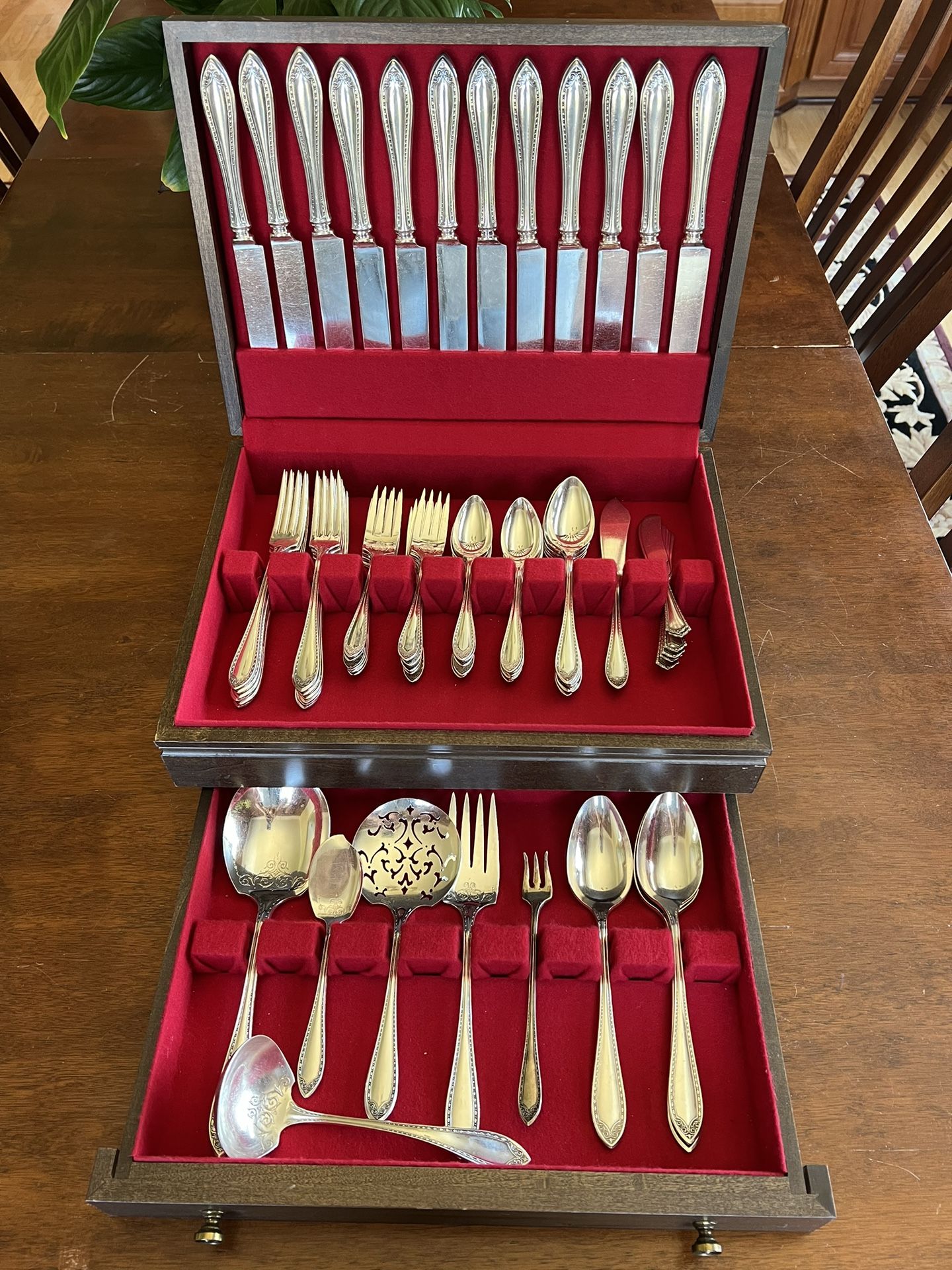 Vintage Oneida Sheraton Silverware