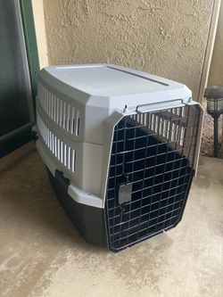 Dog crate Med.