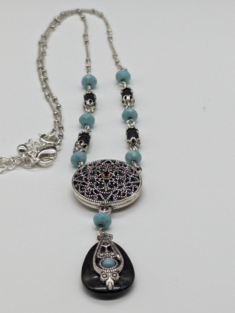 Avon Charm Necklace Black Teal Beads Silver Tone. Sparkle!