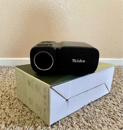 Tkisko Mini Projector