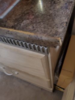 Beige dresser set