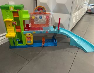 Little people car wash