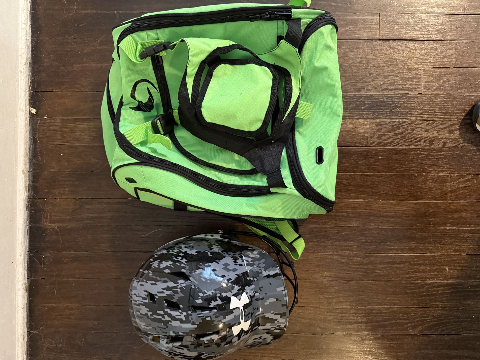 Kids / Youth Batting Helmet And Gear Backpack Baseball Softball Kids