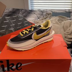 YELLOW NIKE SACAI,  SIZE 10.5