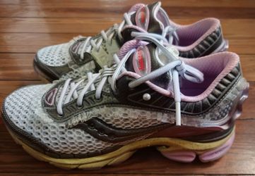 New Wmns Metagirl X Saucony Paramount Daughter of the Moon S61021-1 Size 8.5