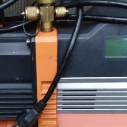 USED NAVAC 8mm VACUUM PUMP With Digital Control With  Micro Gauge 