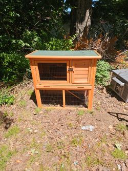 Price is firm.. new never use rabbit/chicken hutch