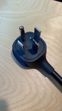 Tesla 240v charger adapter