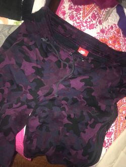 Nike tech fleece camo purple