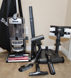 Shark Liftaway Powerfins