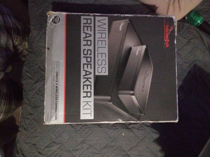 Rocketfish Rear Wireless Speaker Kit