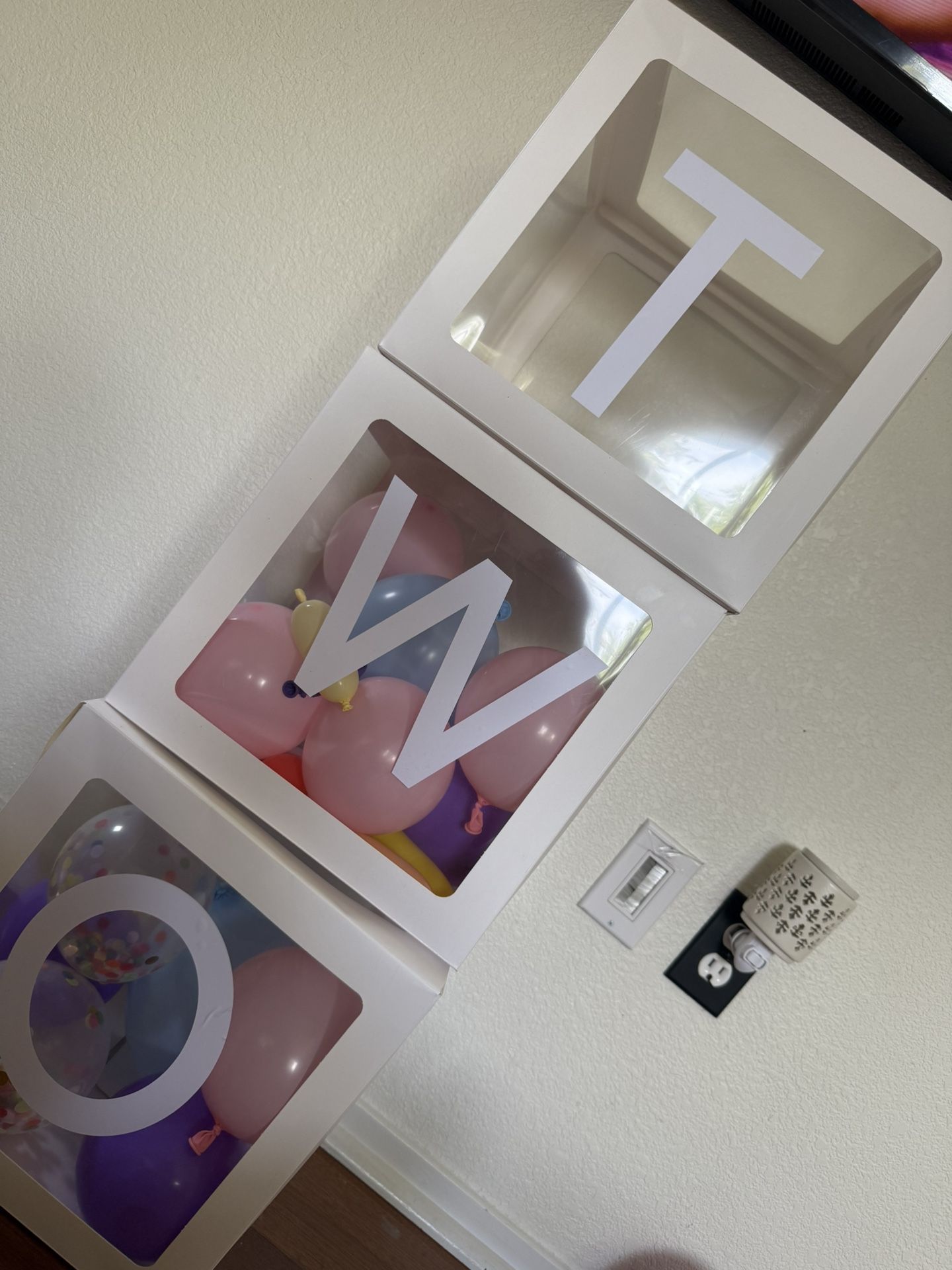 Balloon boxes