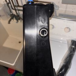 Coolant Reservoir 