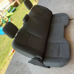 Backseats Ram 2018