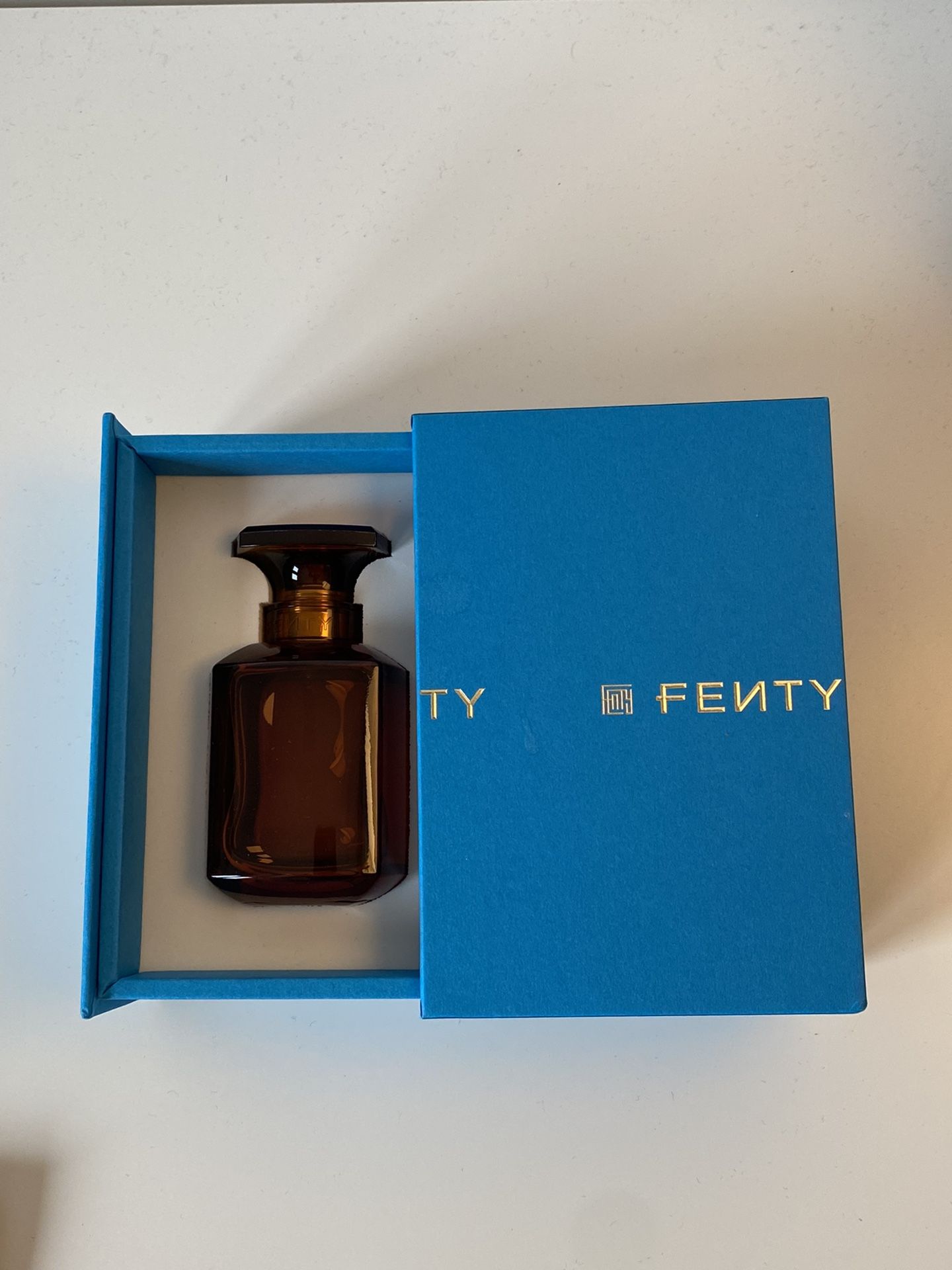 Fenty Perfume Rihanna