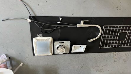 Kitchen Faucet / Sink Grate and Bathroom Light/Fan