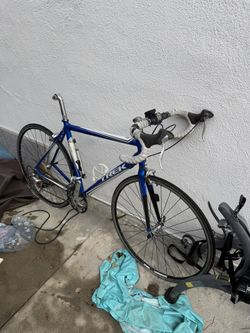 Trek 1.2 56cm Road Bike Blue Aluminum