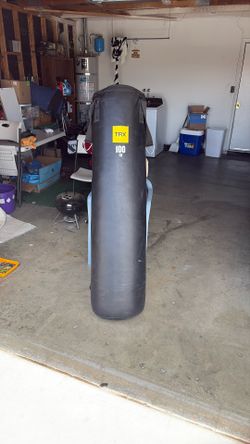 100 Pound Boxing Bag