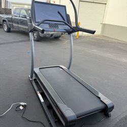 Norditrack 32i Treadmill  