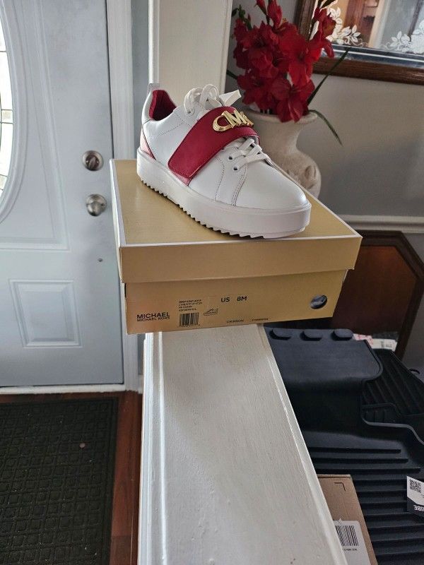 MK rainboots & Tennis Shoes Sz. 8