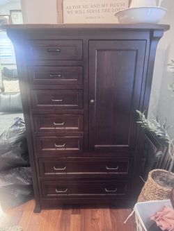 Cherry Wood Bedroom Set