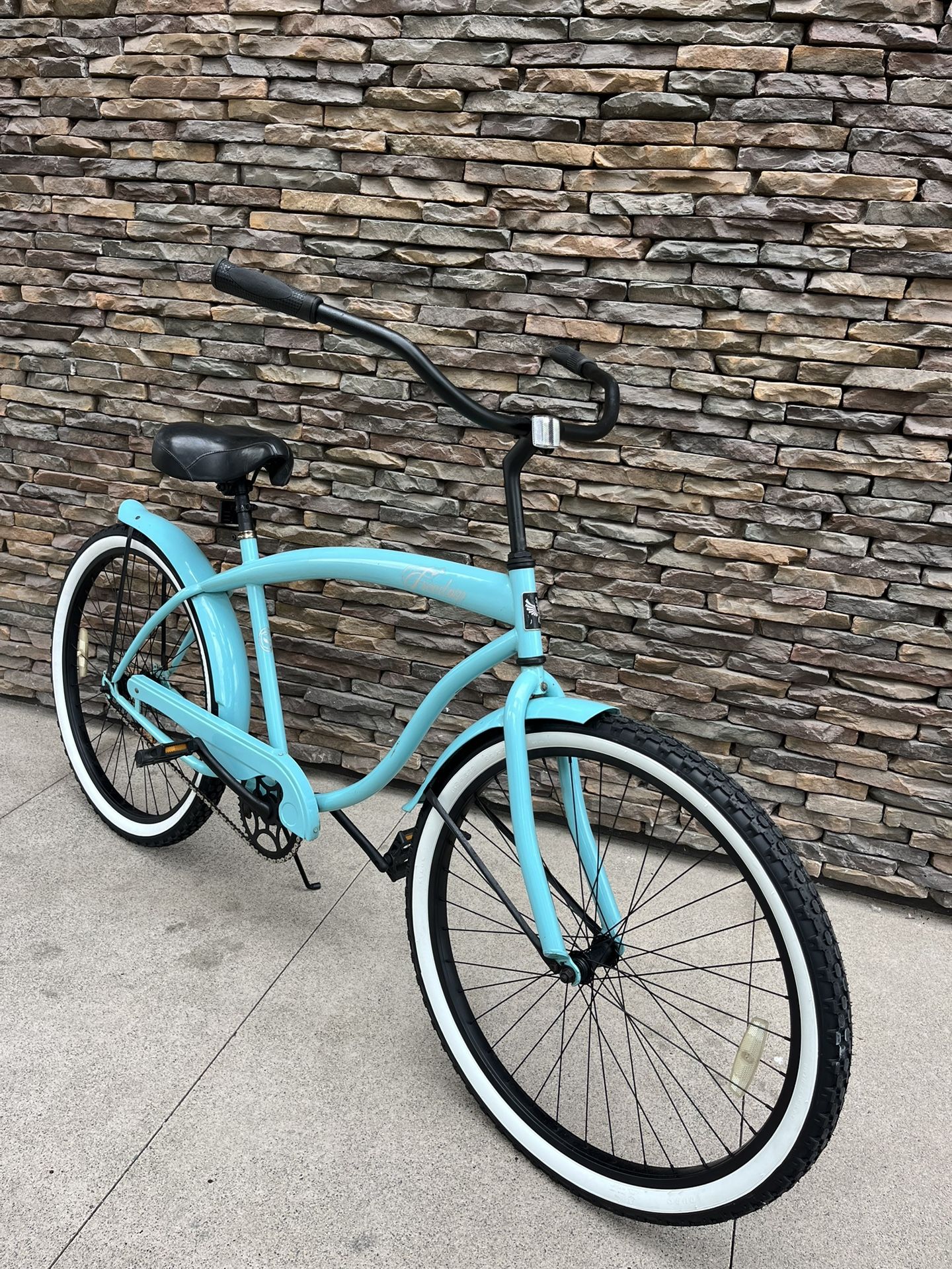 Freedom Cycles 26 Inch Beach Cruiser Aqua Blue