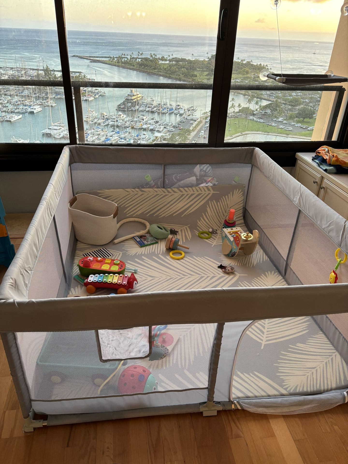 Baby Play Pen 