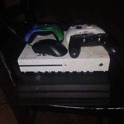 Selling a Xbox and a ps4 and a razer mouse for 200 or a ebike