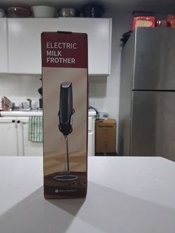 Electric milk frother