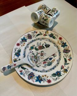SUPER CUTE - Vintage Cake Plate & Espresso Cups
