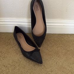 Women’s Flat Shoes 
