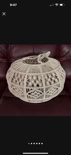 Ivory Macrame Sphere Pendant Shade With Lighting.  New