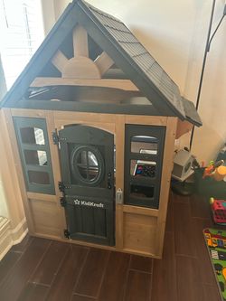 KidKraft Wooden Kids Playhouse