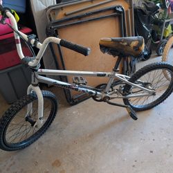 Diamondback Viper BMX Bike