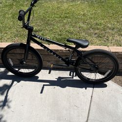 Haro Leucadia Bike