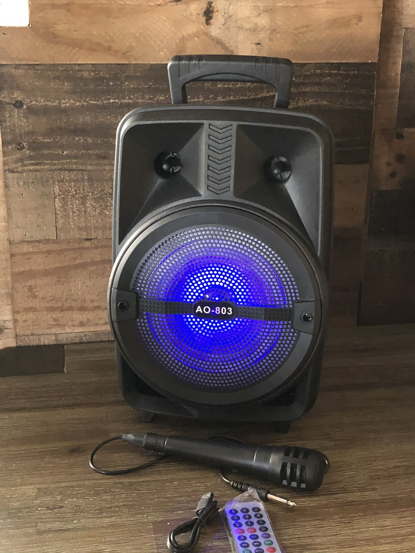 8” Bluetooth Rechargable Karaoke Speaker Keus With Microphone And LED Display
