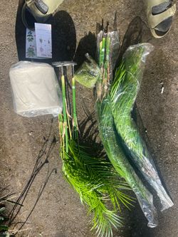 Faux palm tree brand new 5ft